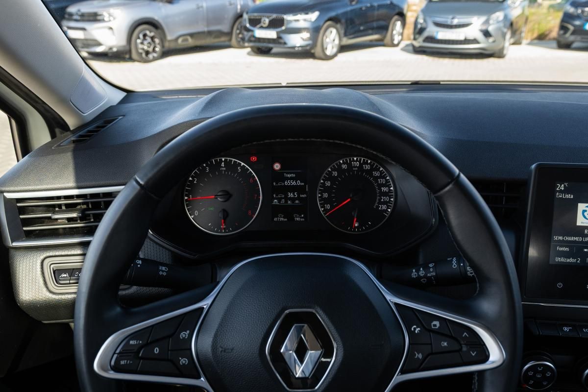 renault-clio-2023-gasolina-999cc