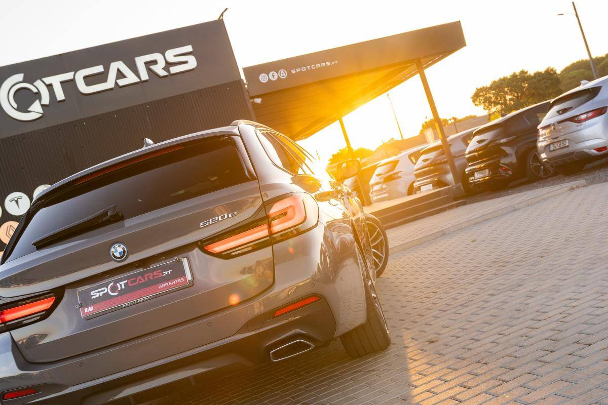 bmw-serie-5-2022-hibrido-a-gasolina-1998cc