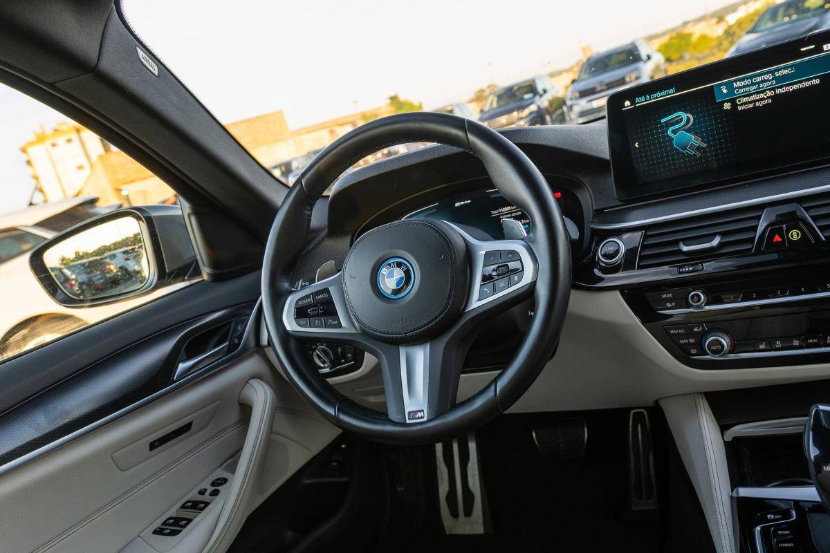 bmw-serie-5-2022-hibrido-a-gasolina-1998cc