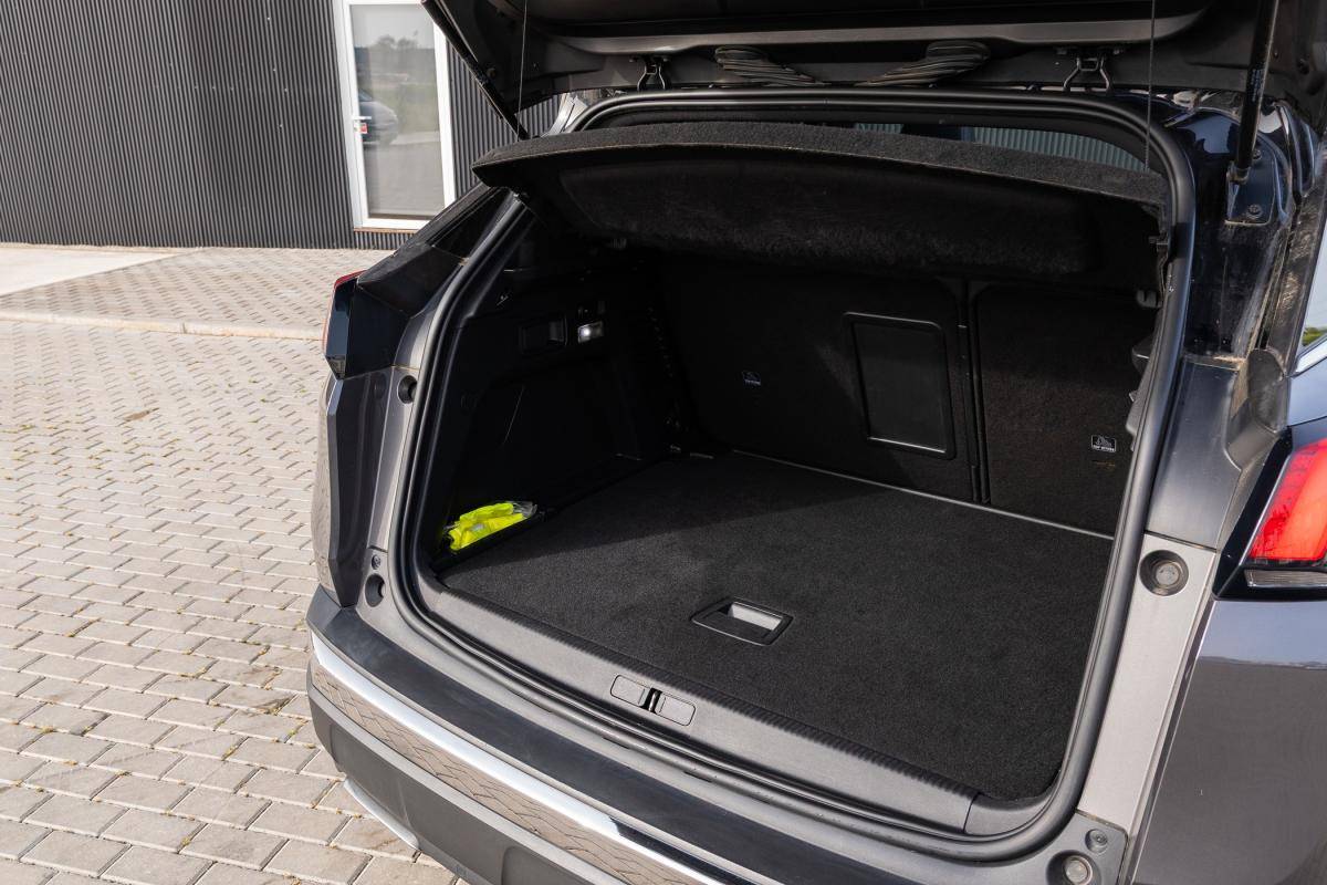 peugeot-3008-2019-diesel-1499cc