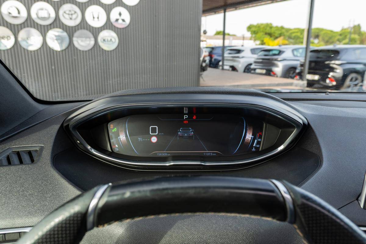 peugeot-3008-2019-diesel-1499cc