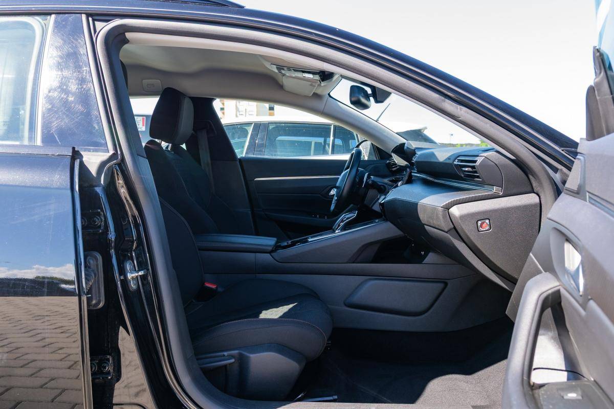 peugeot-508-sw-2021-diesel-1499cc