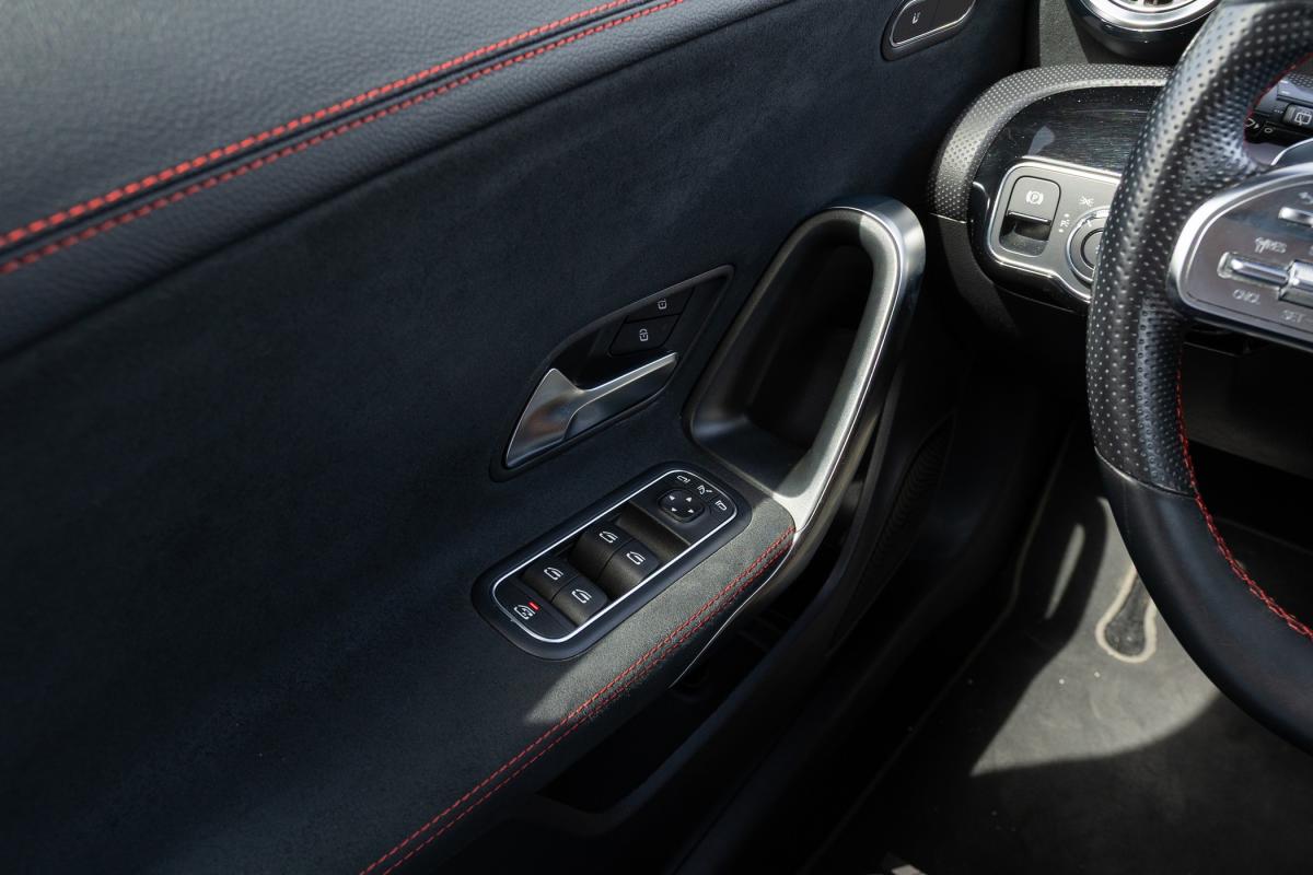 mercedes-benz-cla-2019-diesel-1950cc