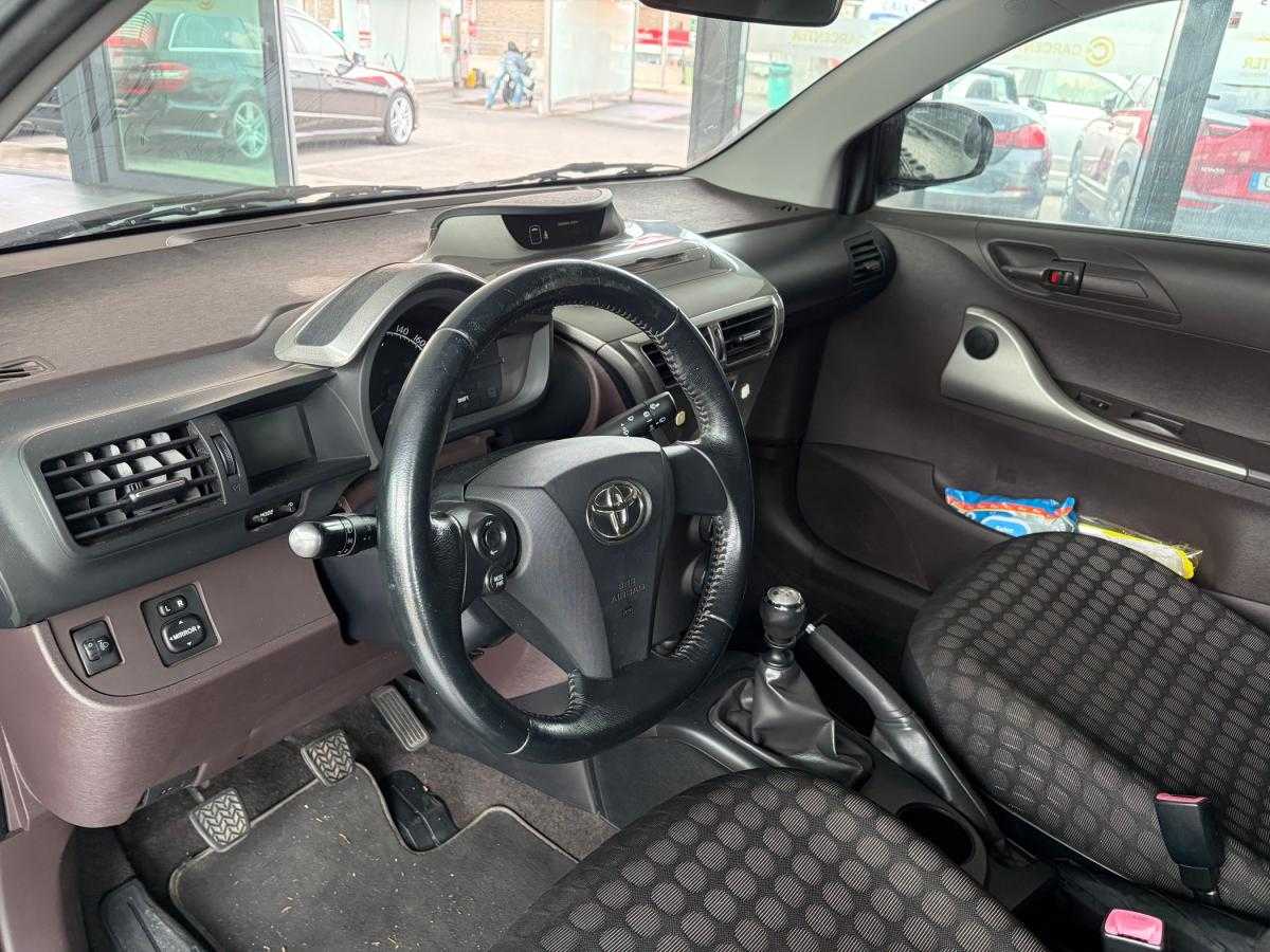 toyota-iq-2010-gasolina-998cc