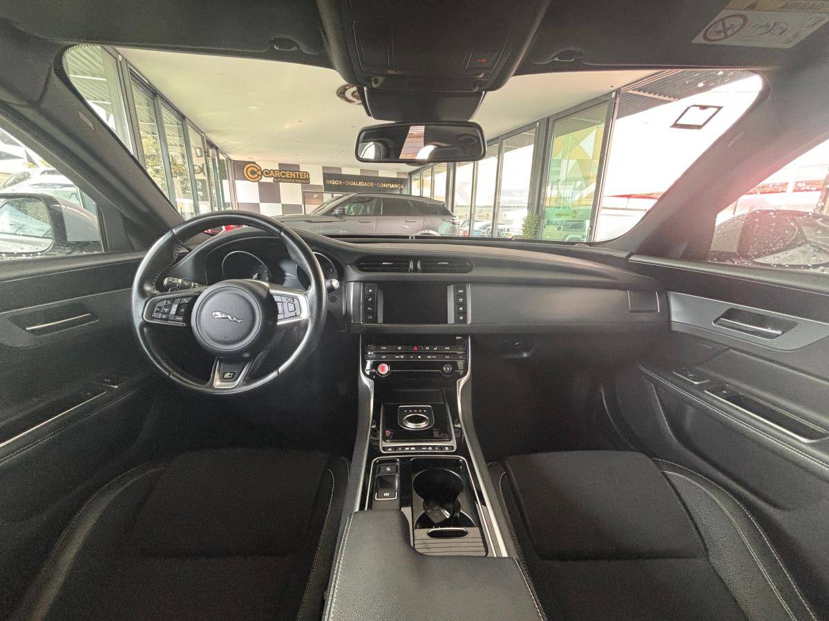 jaguar-xf-2018-diesel-1999cc
