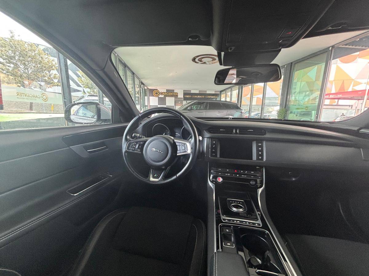 jaguar-xf-2018-diesel-1999cc