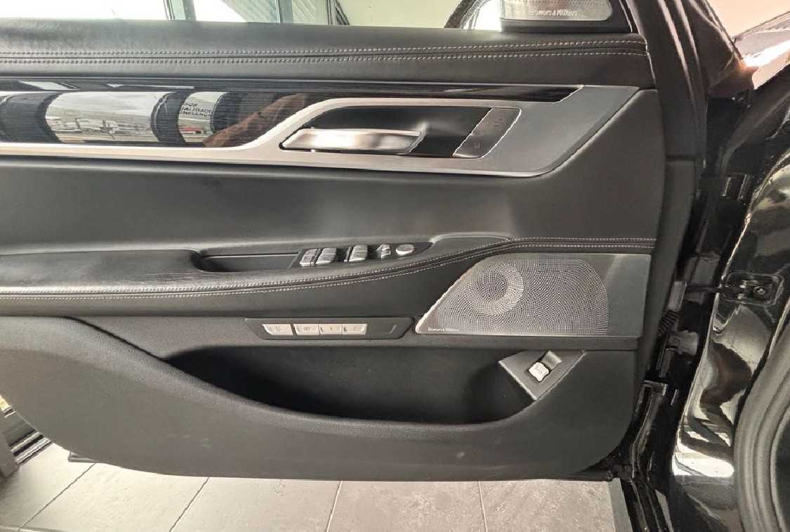 bmw-serie-7-2016-diesel-2993cc