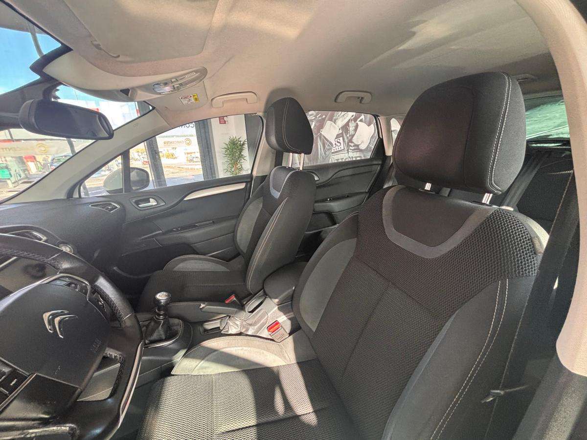 citroen-c4-2015-diesel-1560cc