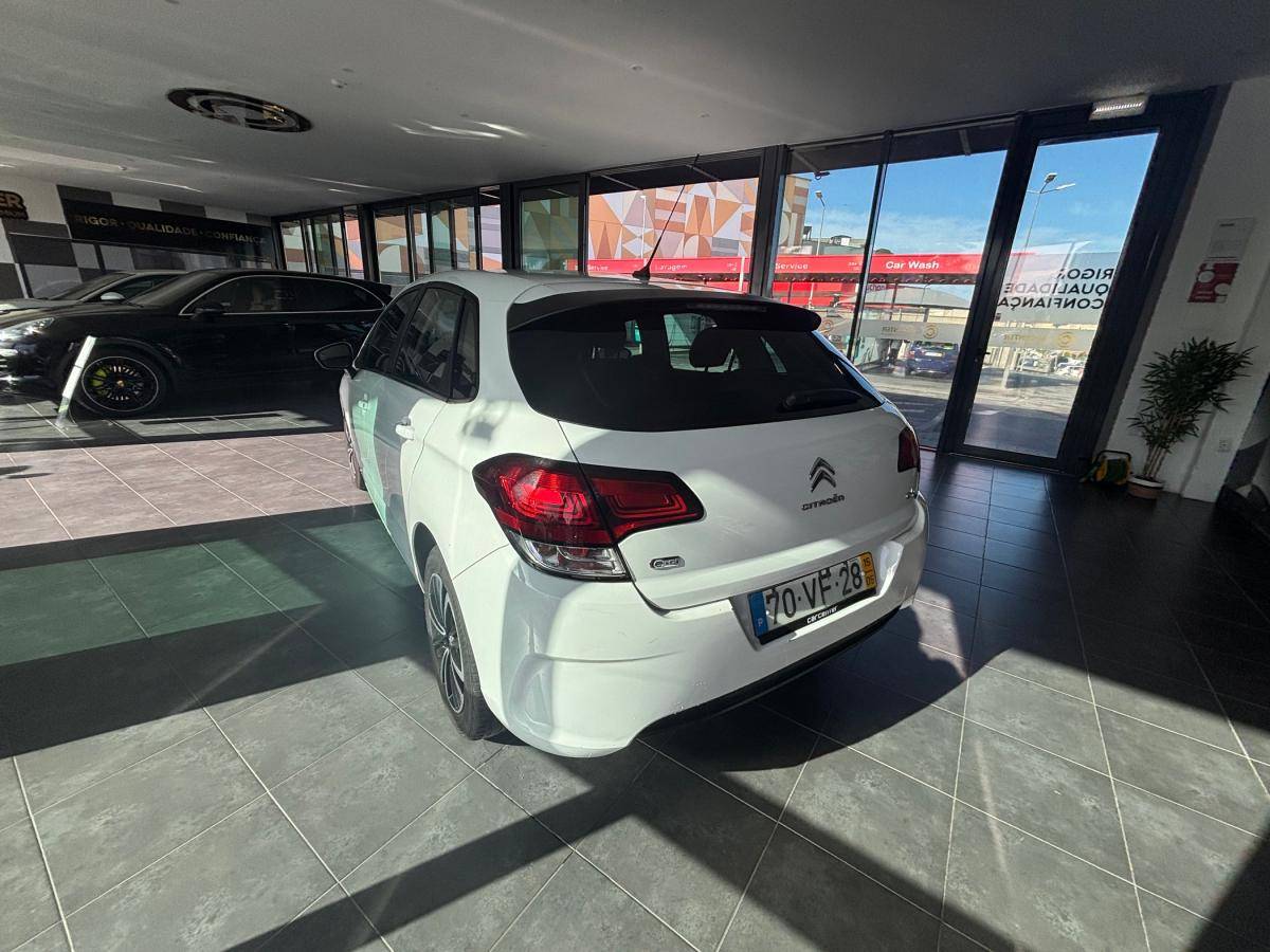 citroen-c4-2015-diesel-1560cc