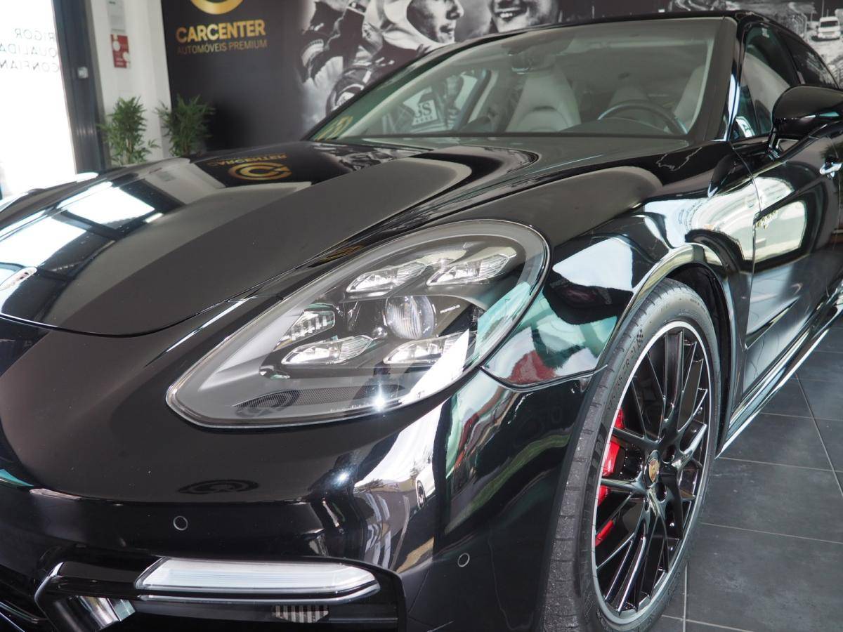 porsche-panamera-sport-turismo-2022-hibrido-a-gasolina-2894cc