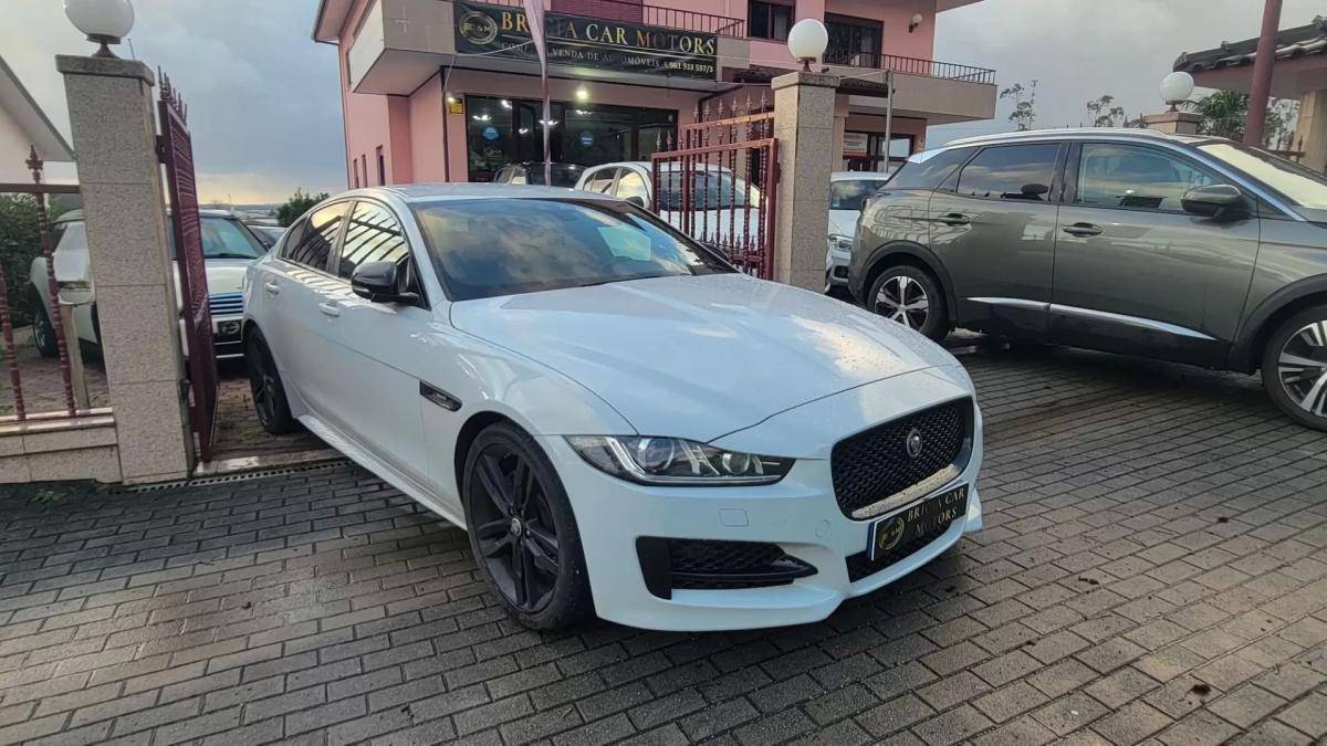 jaguar-xe-2016-diesel-1999cc