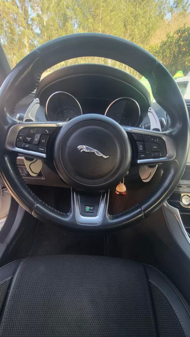 jaguar-xe-2016-diesel-1999cc