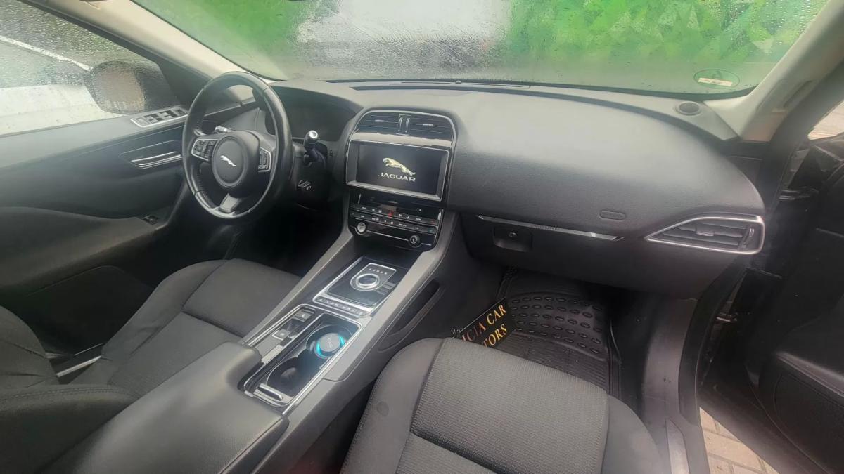 jaguar-f-pace-2018-diesel-2996cc