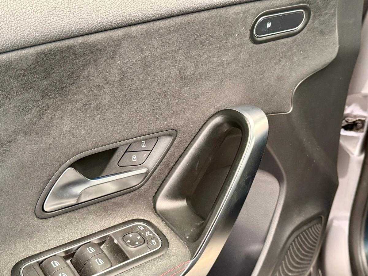mercedes-benz-classe-a-2023-gasolina-1332cc