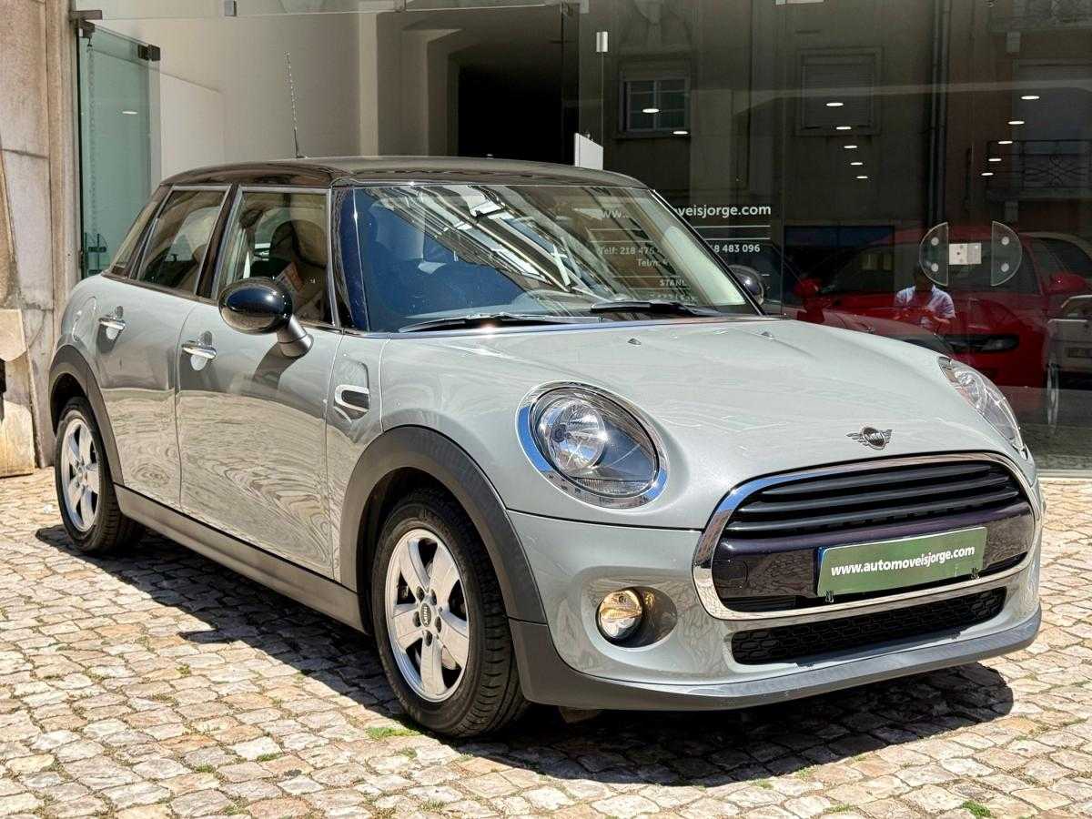 mini-cooper-2018-diesel-1496cc