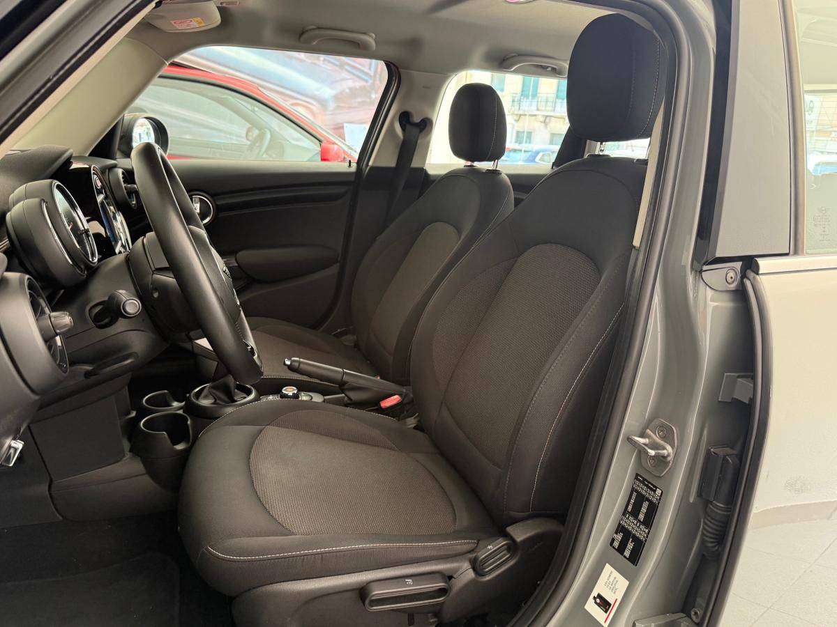 mini-cooper-2018-diesel-1496cc