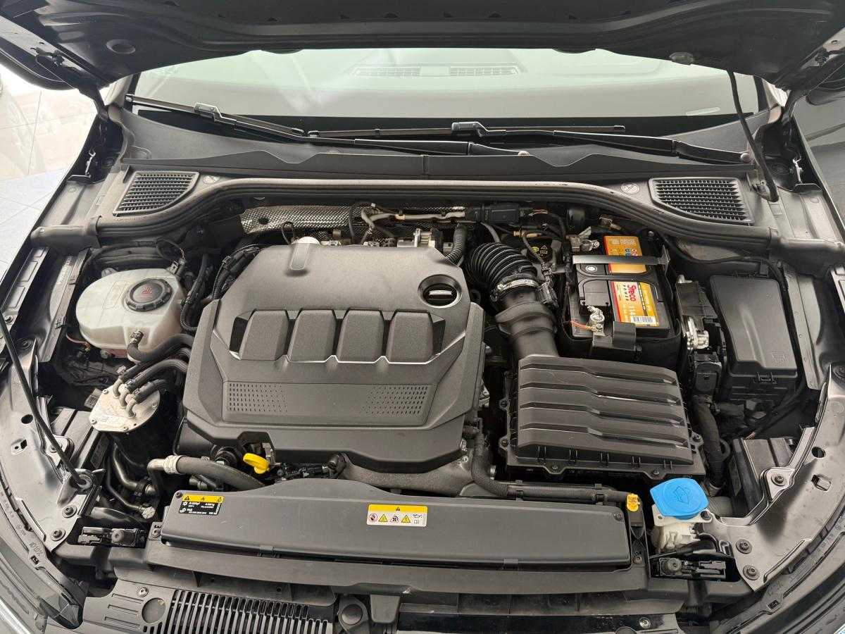 volkswagen-golf-2021-diesel-1968cc