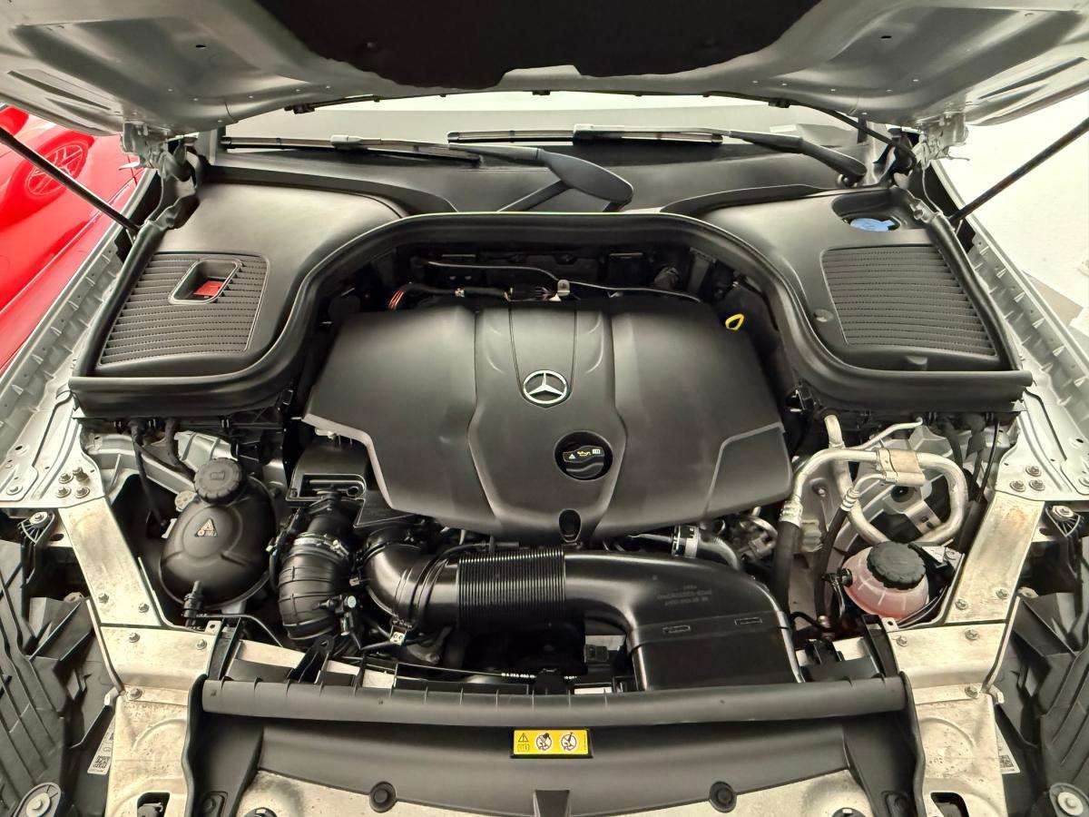 mercedes-benz-glc-2019-diesel-2143cc