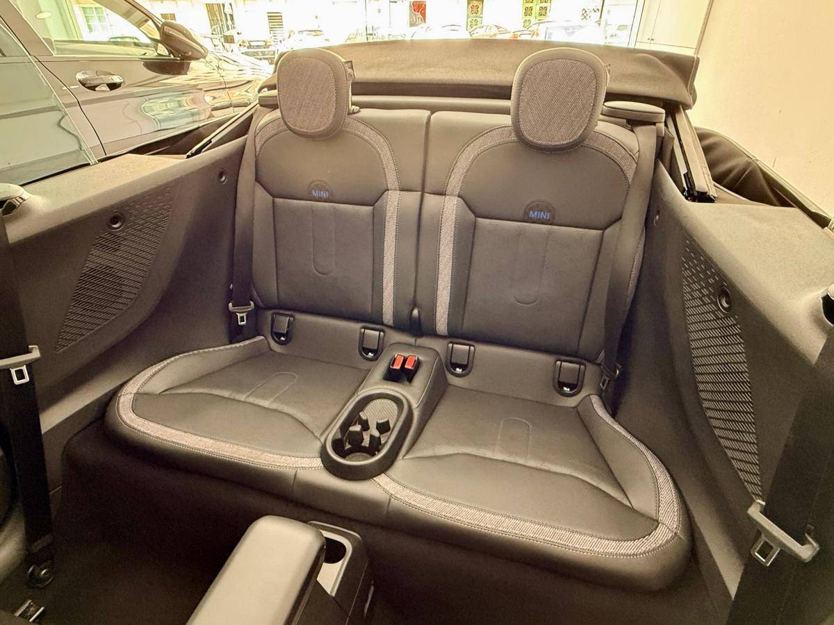 mini-cabrio-2025-gasolina-1998cc