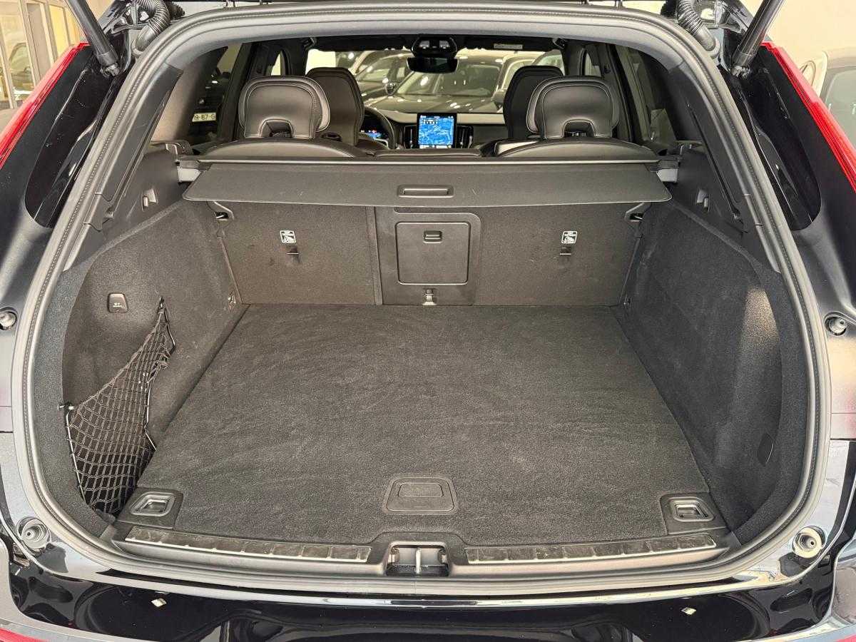 volvo-xc60-2025-hibrido-a-gasolina-1969cc