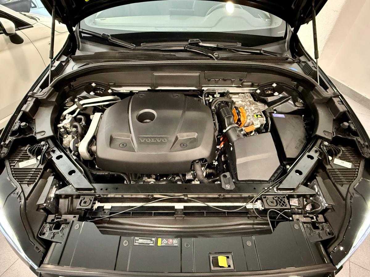 volvo-xc60-2025-hibrido-a-gasolina-1969cc
