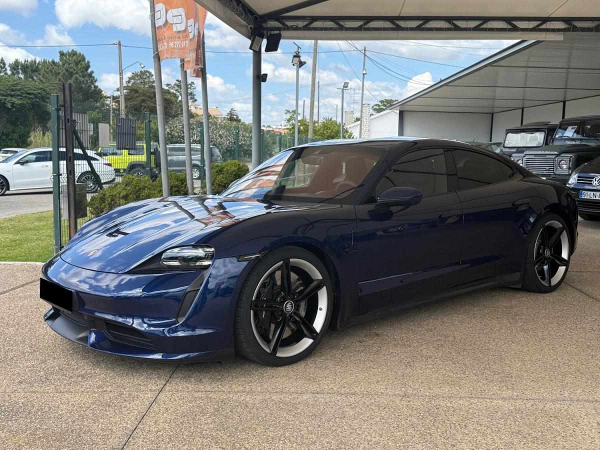 porsche-taycan-2020-eletrico-0cc
