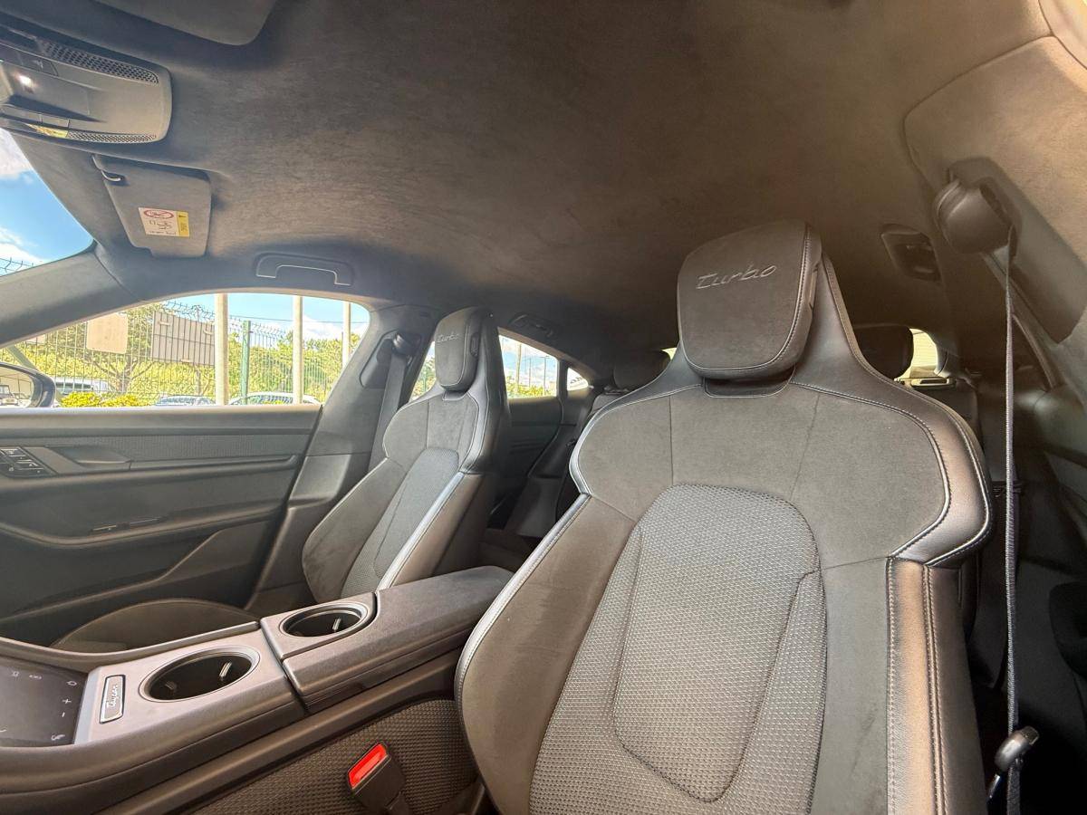porsche-taycan-2020-eletrico-0cc