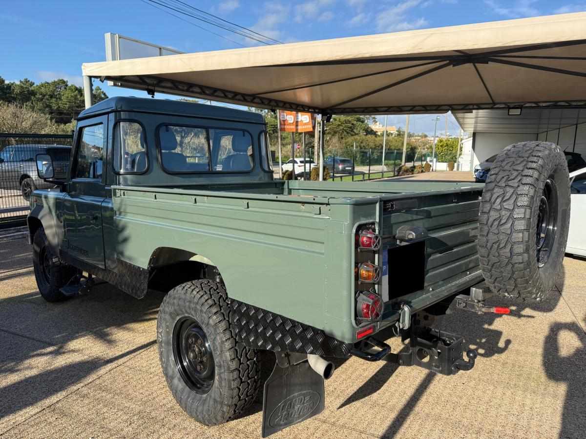 land-rover-defender-2011-diesel-2402cc