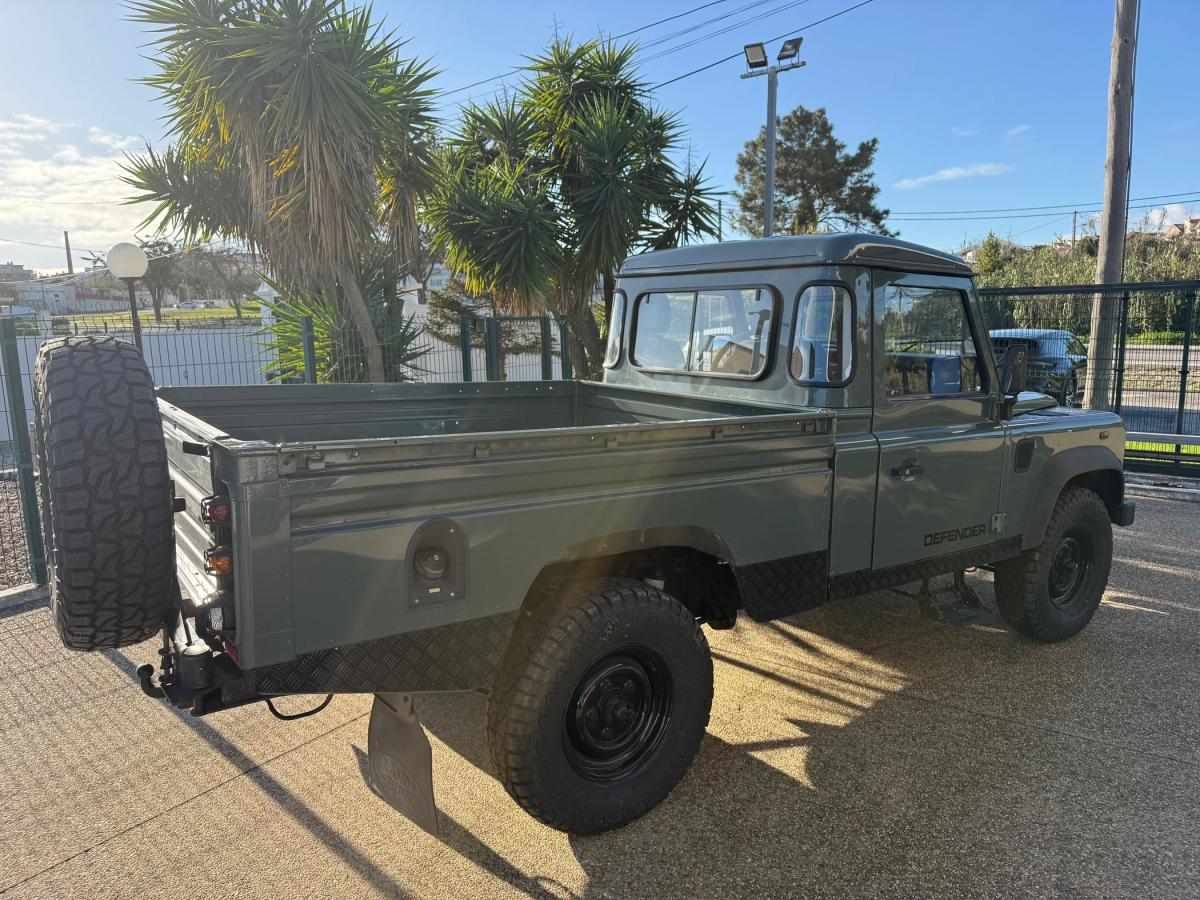 land-rover-defender-2011-diesel-2402cc