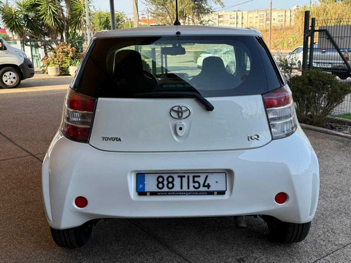 toyota-iq-2010-gasolina-1329cc