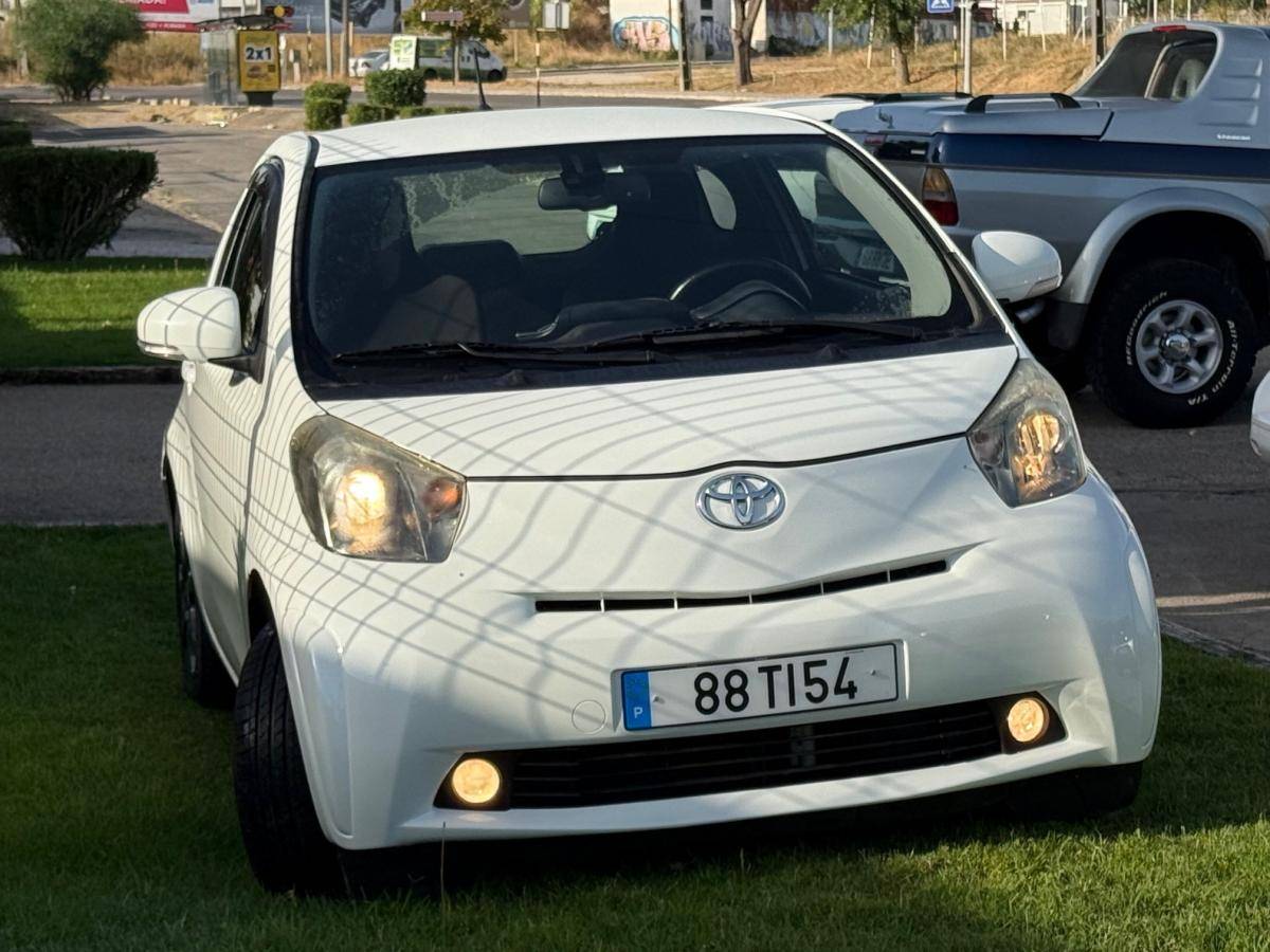toyota-iq-2010-gasolina-1329cc