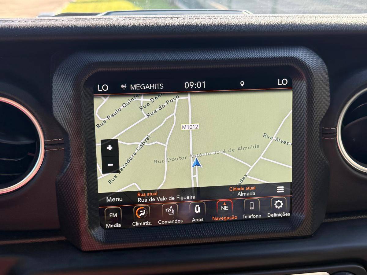 jeep-wrangler-2021-hibrido-a-gasolina-1995cc