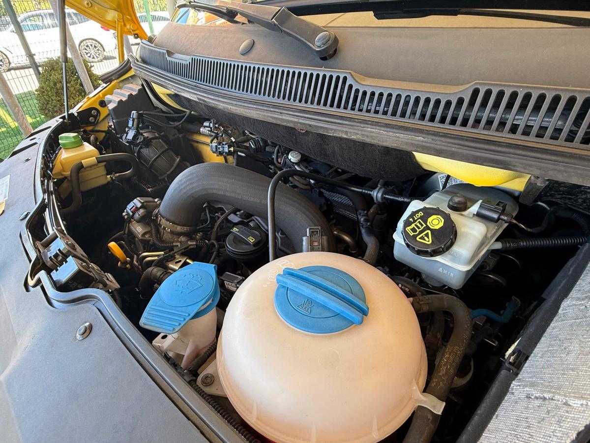 volkswagen-transporter-2015-diesel-1968cc