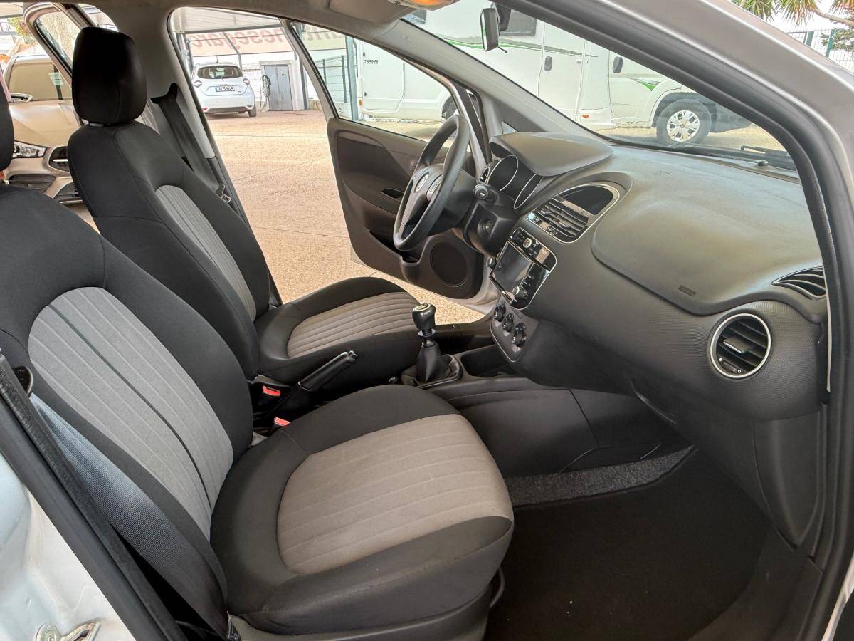 fiat-punto-2018-gasolina-1242cc