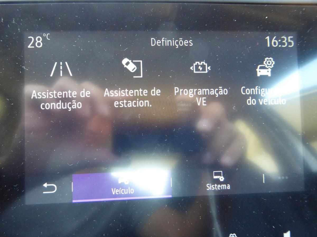 renault-zoe-2021-eletrico-0cc