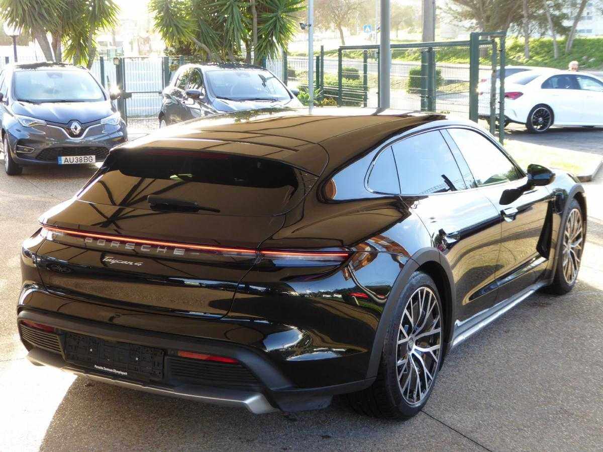 porsche-taycan-2022-eletrico-0cc