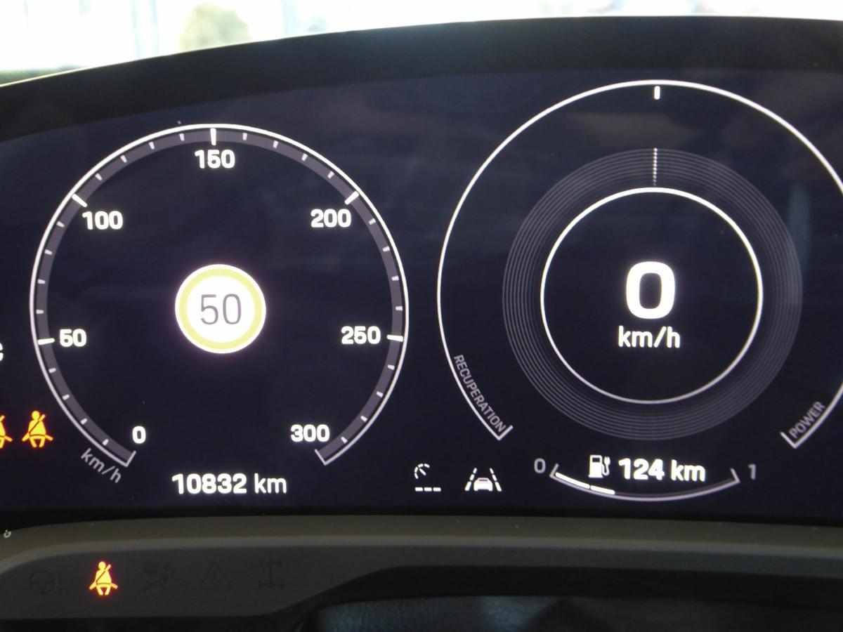 porsche-taycan-2022-eletrico-0cc