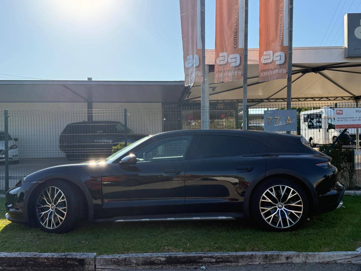 porsche-taycan-2022-eletrico-0cc