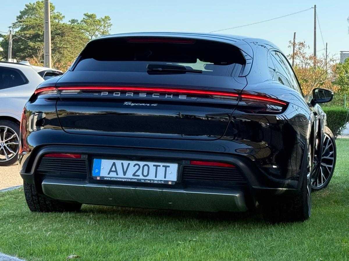 porsche-taycan-2022-eletrico-0cc