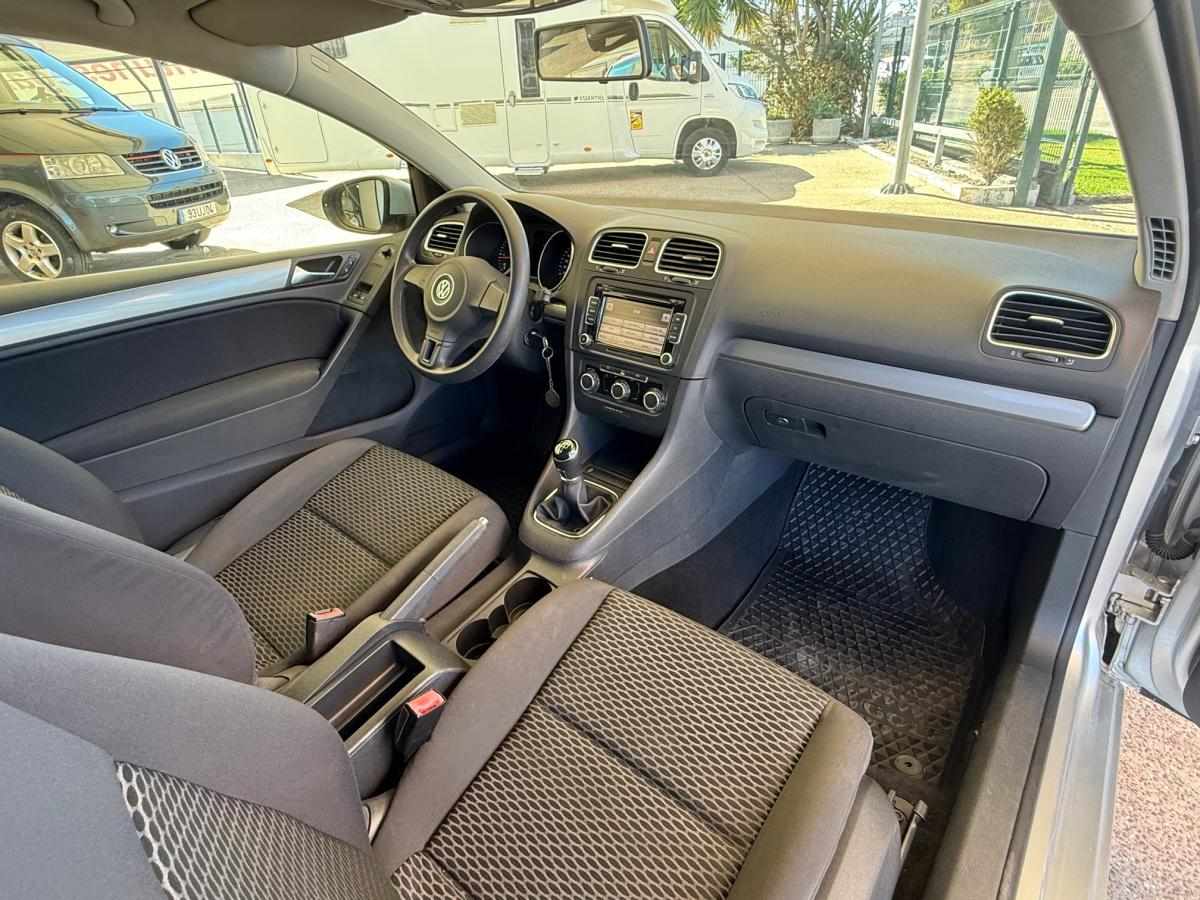 volkswagen-golf-2010-diesel-1598cc