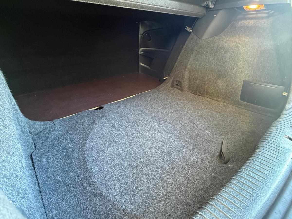 volkswagen-golf-2010-diesel-1598cc