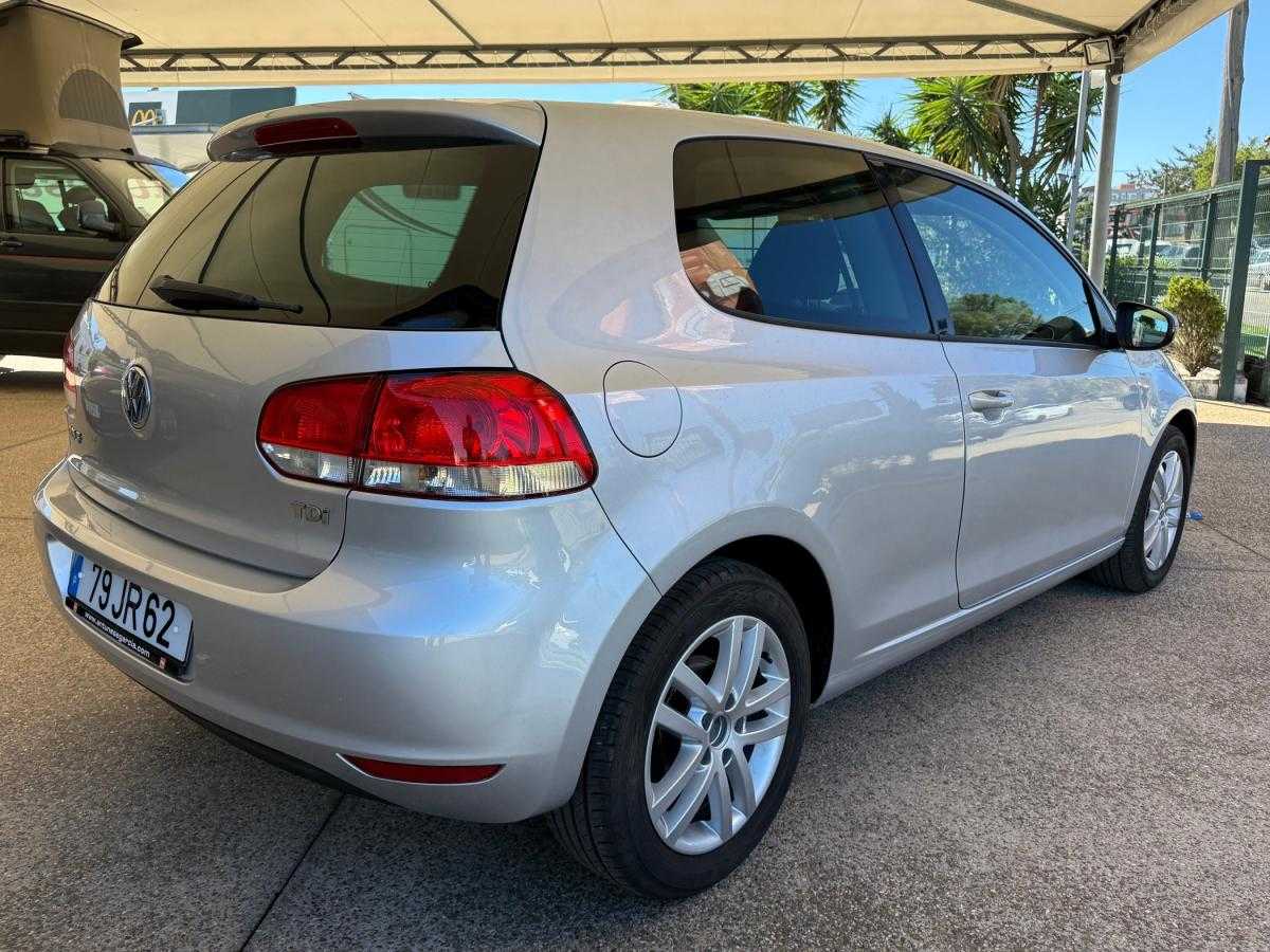 volkswagen-golf-2010-diesel-1598cc