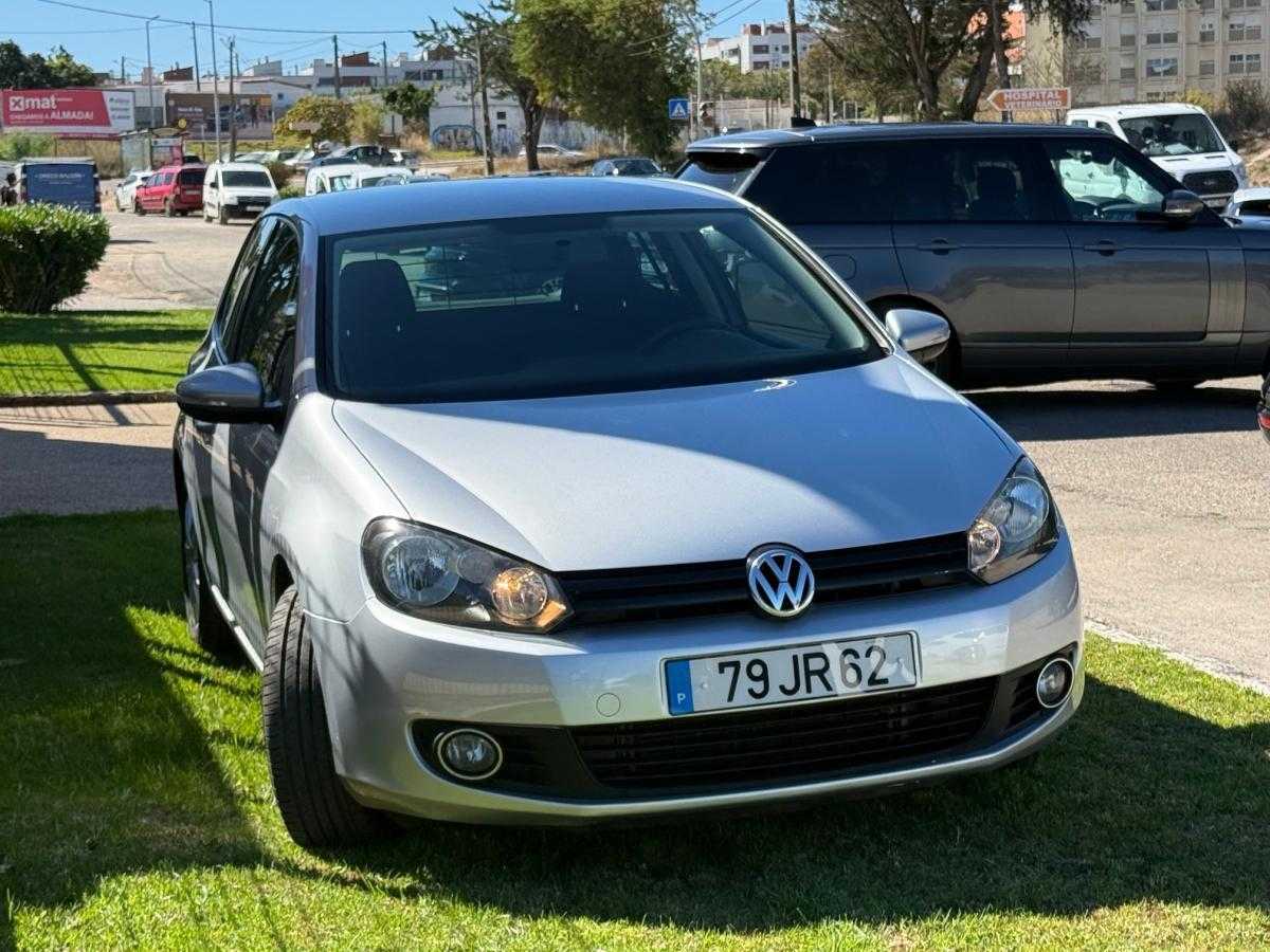 volkswagen-golf-2010-diesel-1598cc