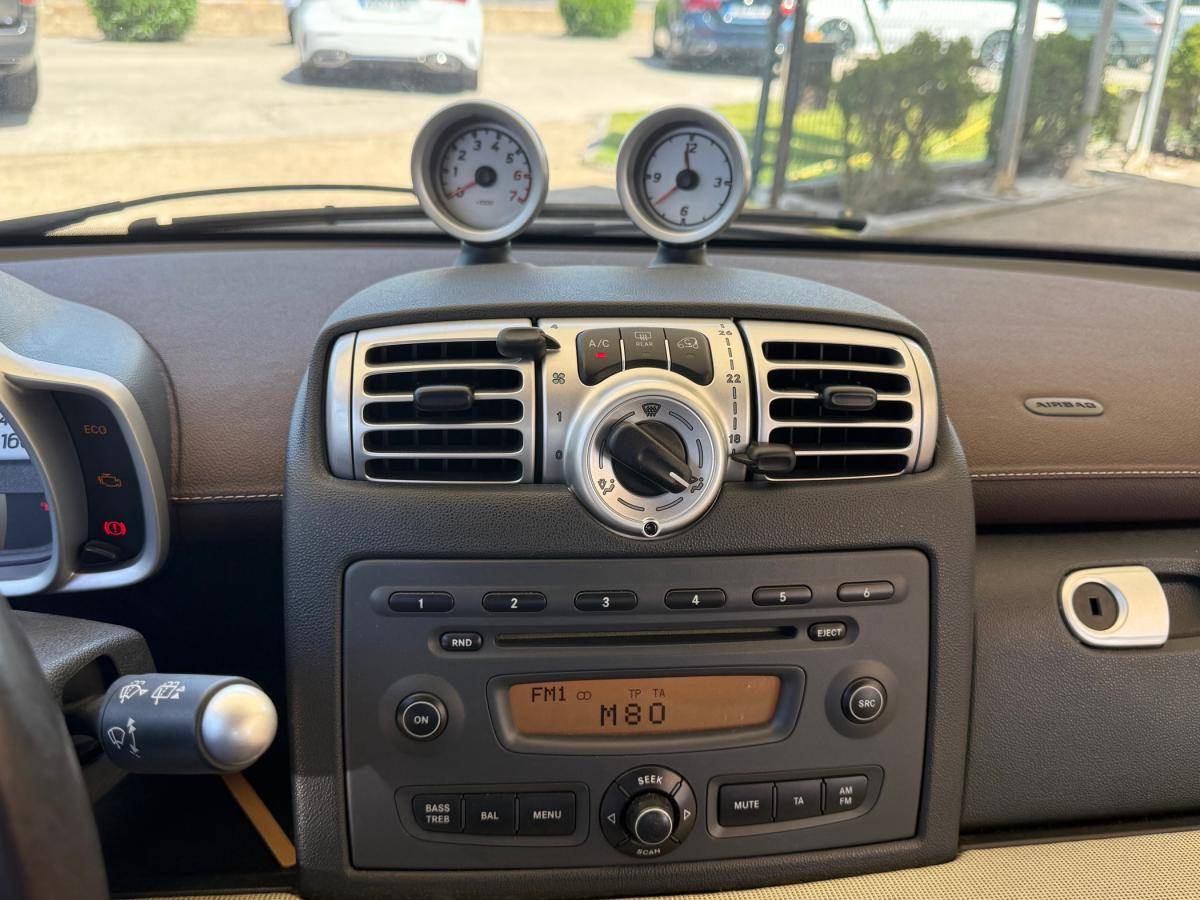 smart-fortwo-2011-gasolina-999cc
