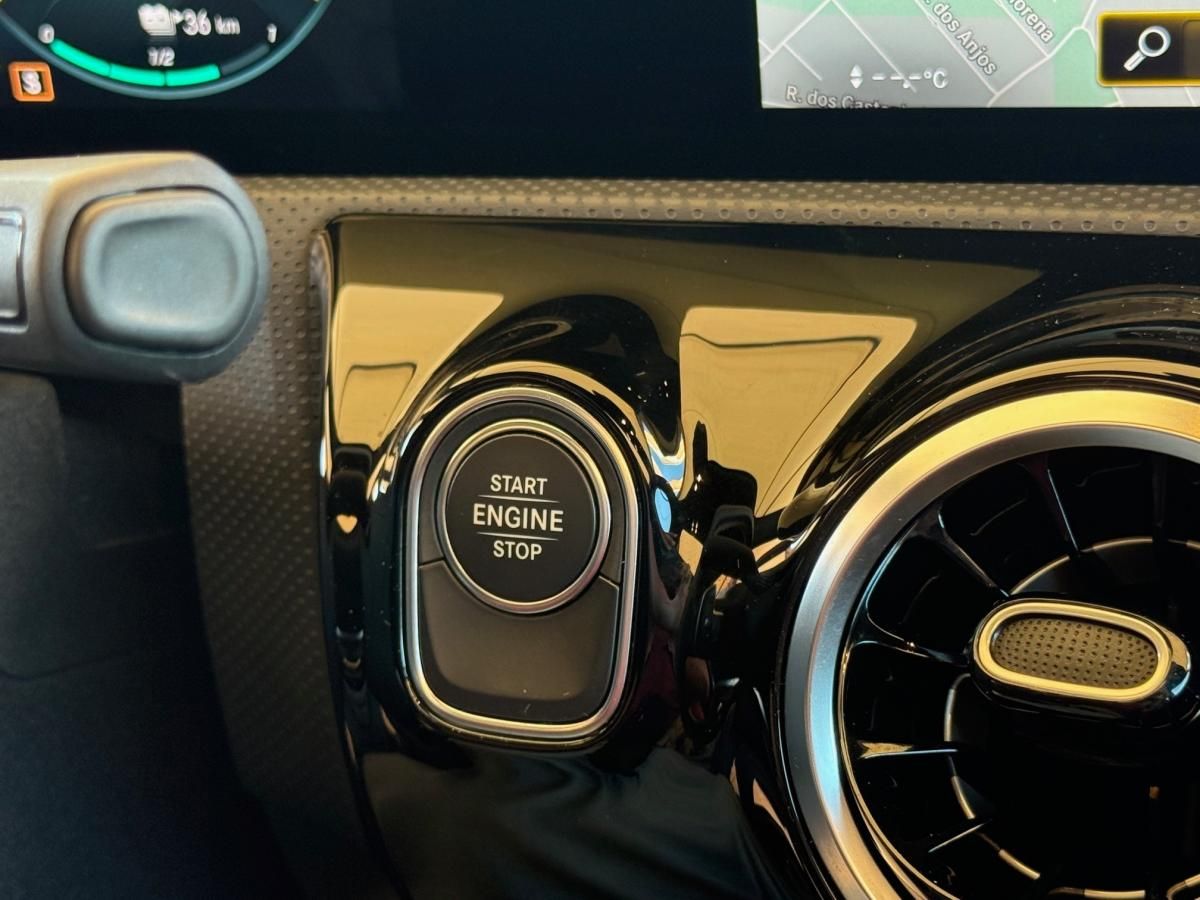 mercedes-benz-classe-a-2020-hibrido-a-gasolina-1332cc