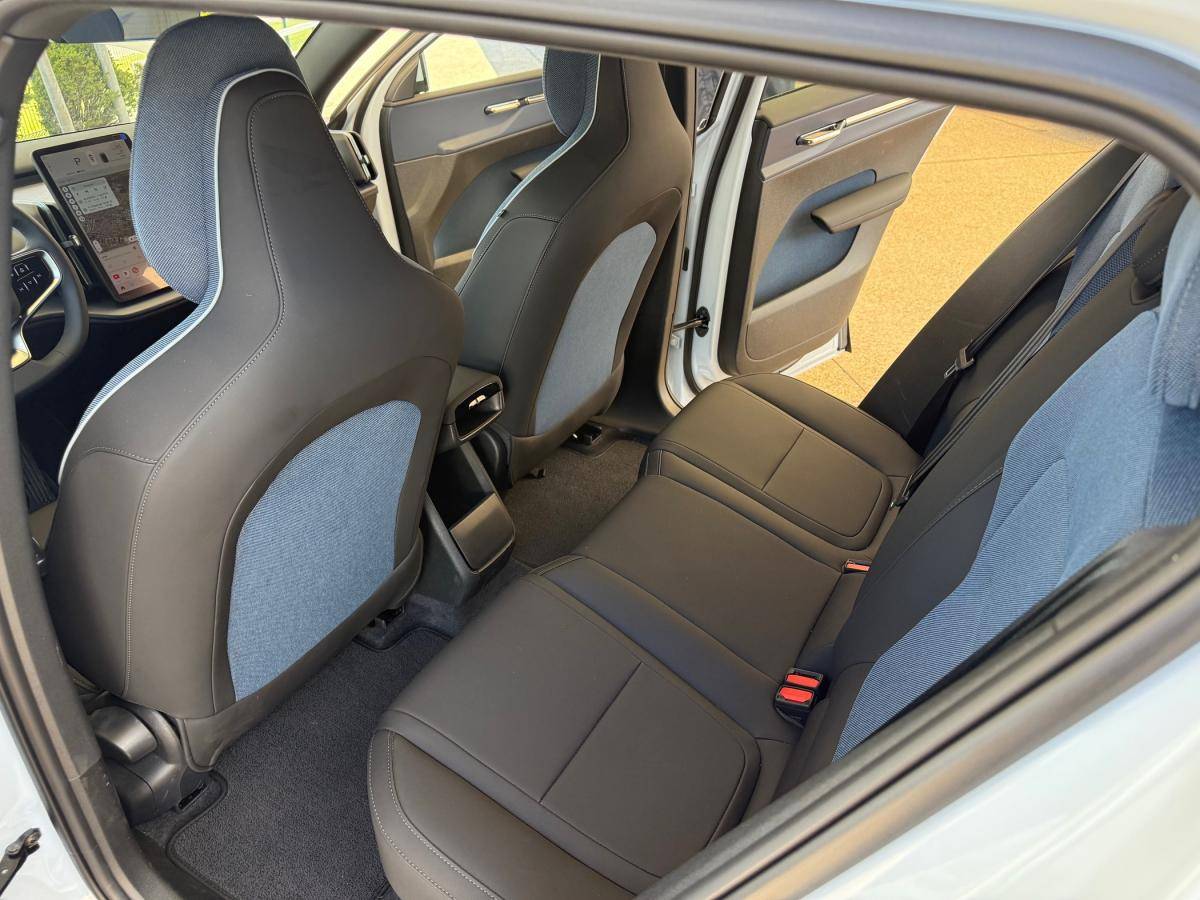 volvo-ex30-2025-eletrico-0cc