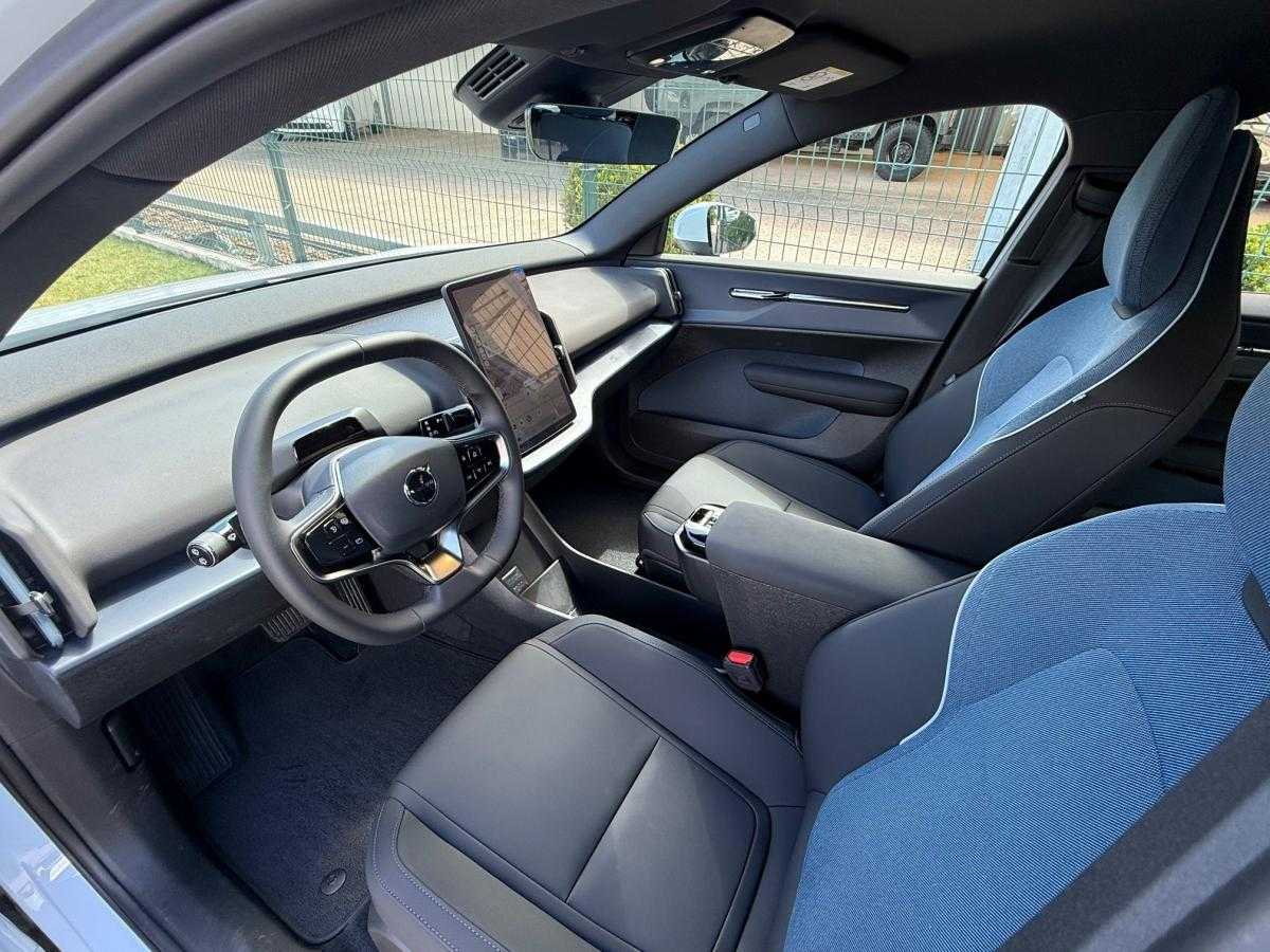 volvo-ex30-2025-eletrico-0cc
