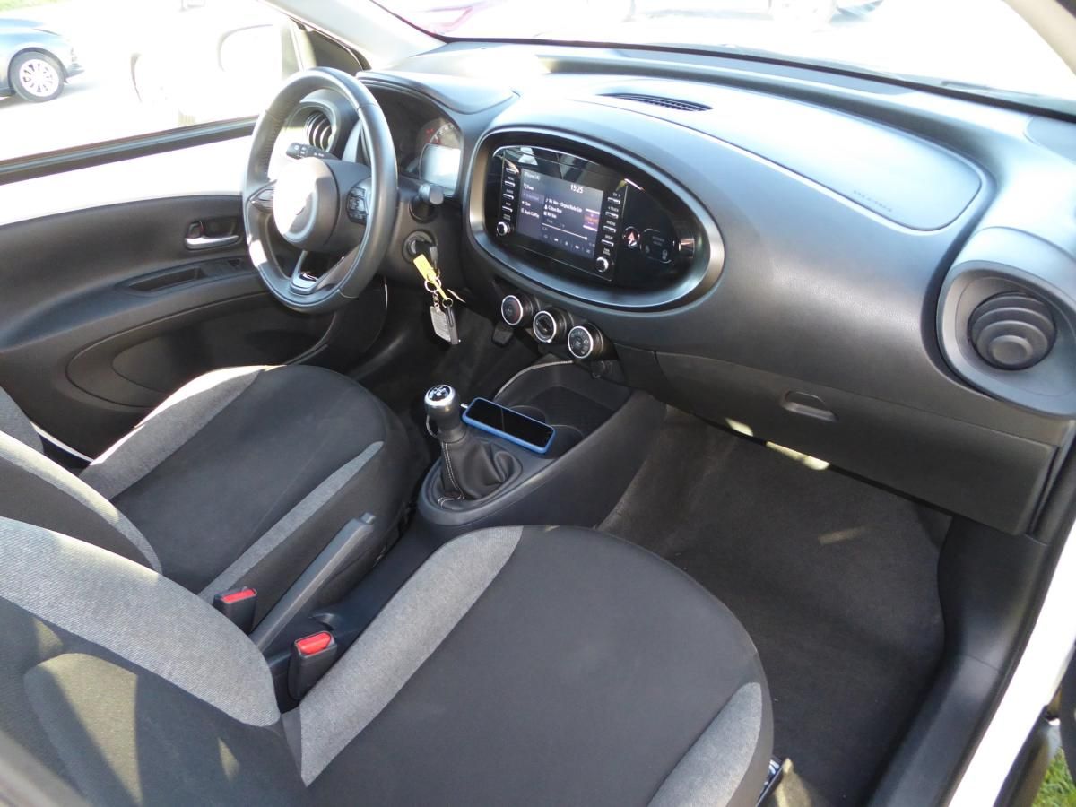toyota-aygo-x-2023-gasolina-998cc