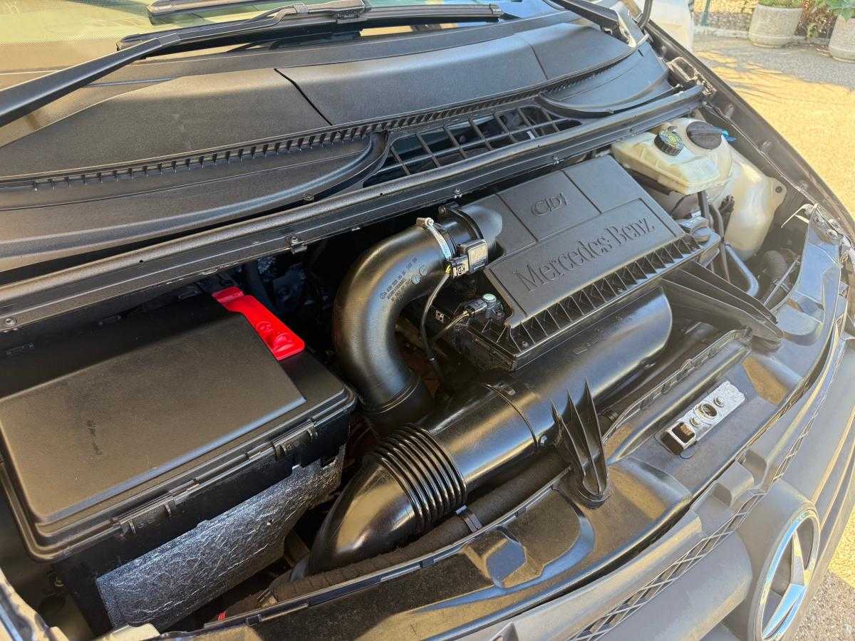 mercedes-benz-vito-2010-diesel-2143cc