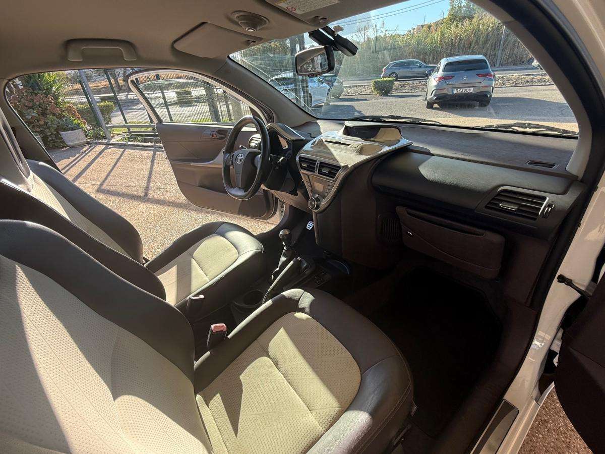 toyota-iq-2009-gasolina-998cc